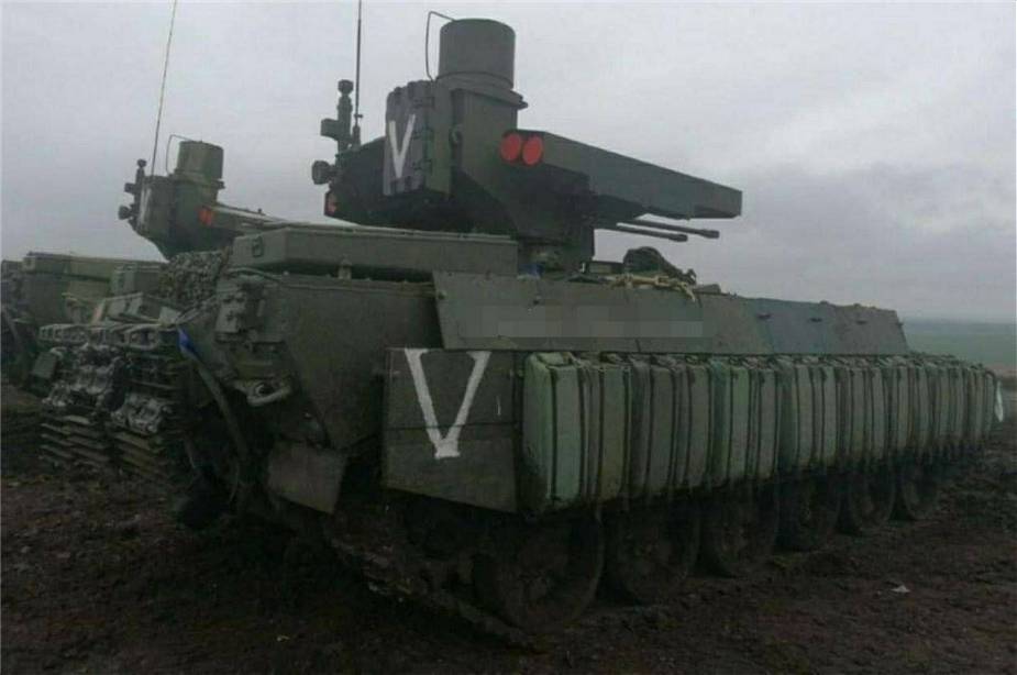 Russia continues to send in Ukraine T 90M tanks and BMPT fire support vehicles to increase its firepower 925 002