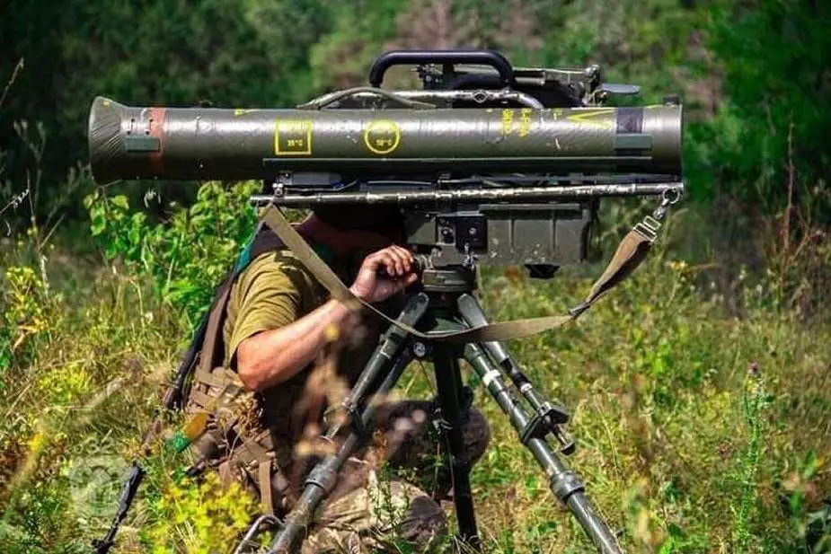 Ukraine Uses French Donated Milan 2T Anti Tank Missiles to Target Russian Tanks ERA Armor 925 002