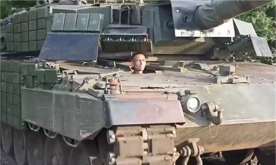 Ukraine receives upgraded Leopard 2A4 tanks with Kontakt 1 ERA armor 925 002
