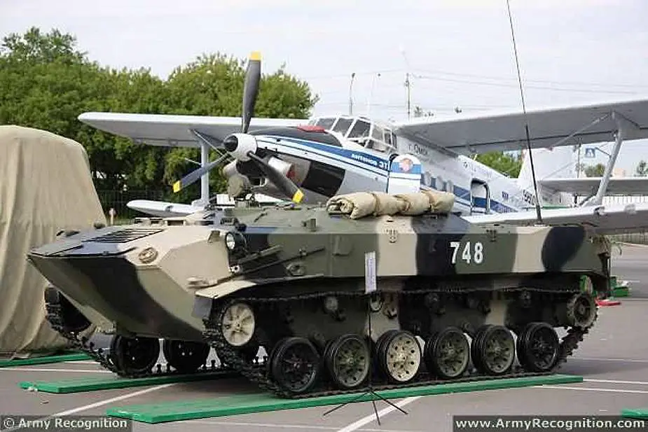 BTR D airborne armored personnel carrier vehicle Russia 925 001
