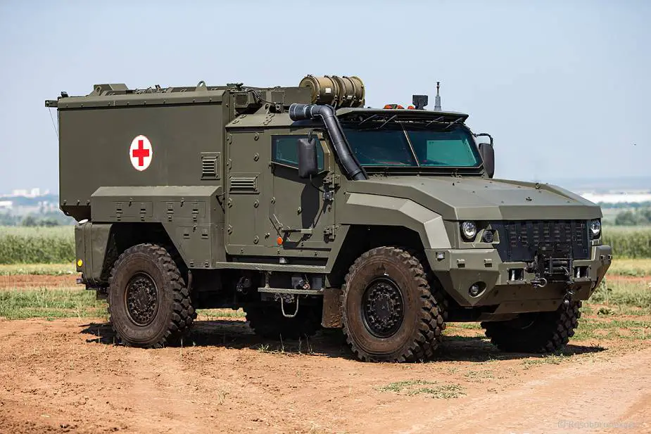 Kamaz Linza 4x4 airborne ambulance armored vehicle Russia 925 001