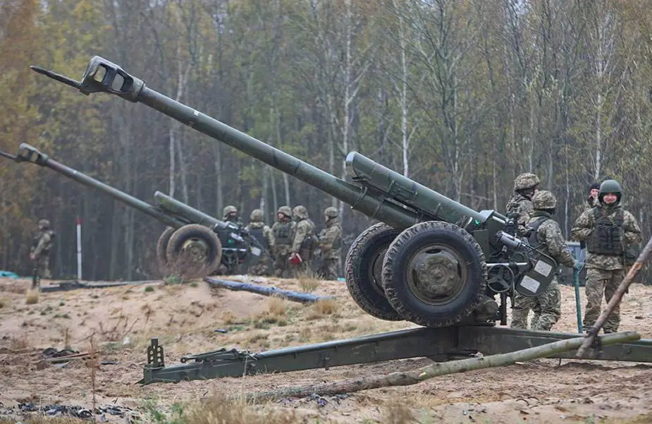 D 30 Discover new artillery power of Ukrainian army after the delivery of foreign equipment 925 001