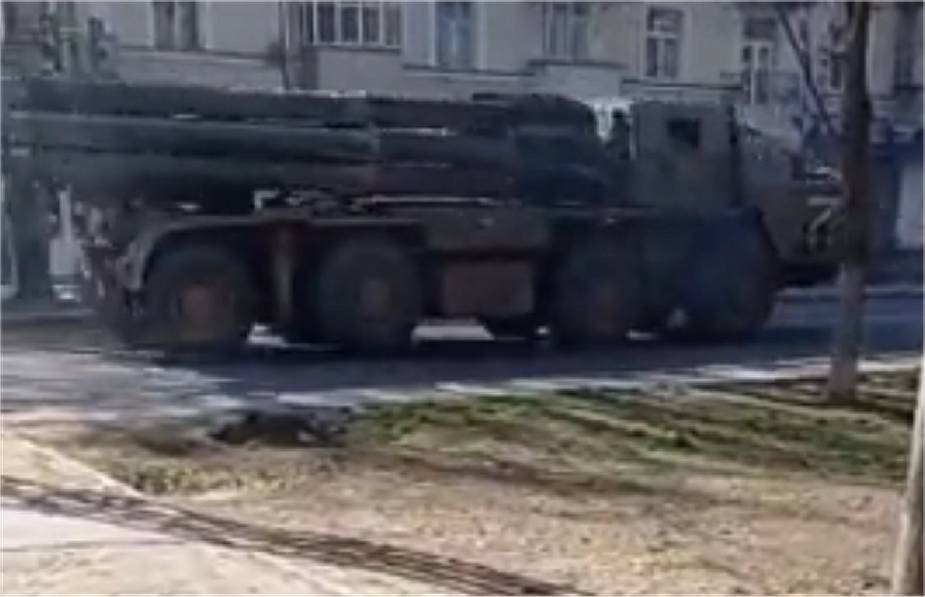 BM 30 Smerch 300mm MLRS Multiple Launch Rocket System Russia 925 001