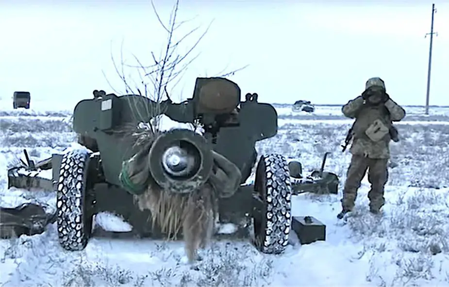 MT 12 100mm towed gun Russia 925 001