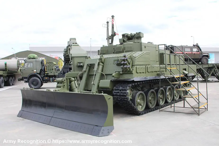 UBIM armored engineer tank vehicle Russia Ukraine War 2022 925 001