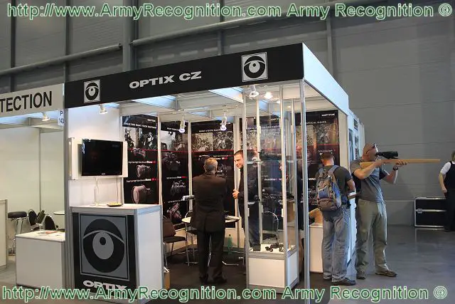 The Bulgarian Company OPTIX presents several opticak devices during IDET 2011 including its new Identifier 60 thermal sight which allows detection, intelligence and maintenance of target shooting purposes, emitting energy in the infrared spectrum.