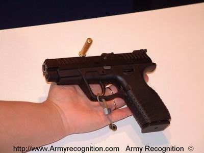 CZ 100 Left Czech IDEE2002 01