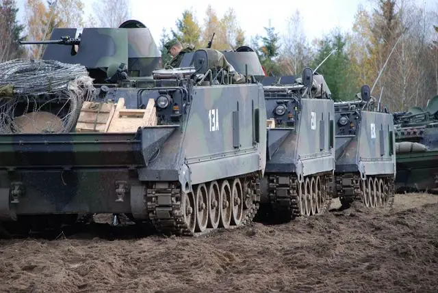 This month the Lithuanian Armed Forces and the Ministry of Finance of the Netherlands have signed a contract on the transfer of surplus military vehicles, communications containers and airports service equipment from the reduced Royal Dutch Armed Forces. The equipment will be dispersed across the units of the Lithuanian Armed Forces to replace unviable, dates and economically loss-making equipment.