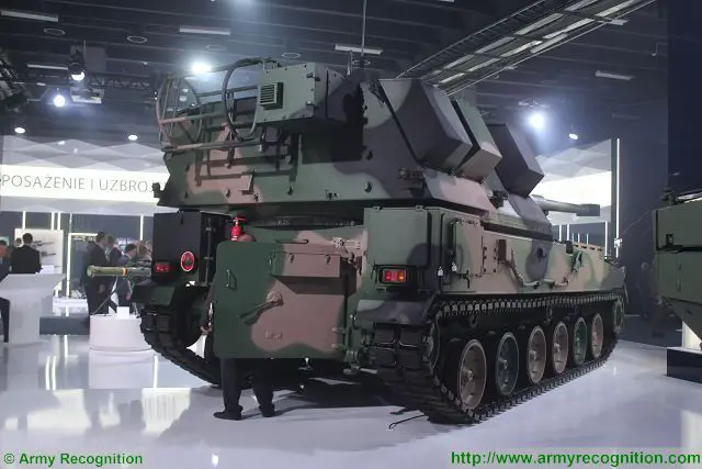 KRAB_155mm_self-propelled_howitzer_tracked_armoured_HSW_Poland_Polish_defense_industry_army_military_equipment_008.jpg