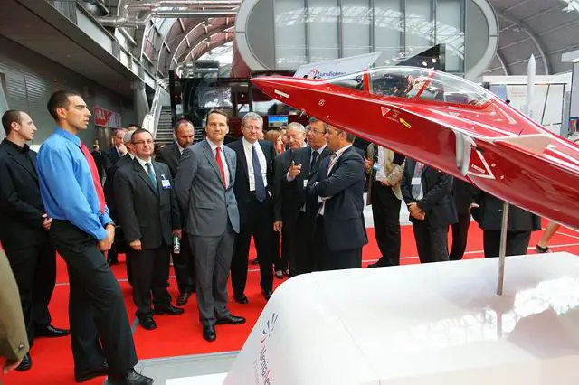 Italian Minister of National Defence Giampaolo di Paola, upon their last meeting Poland’s Minister of National Defence Tomasz Siemoniak, has confirmed his attendance at the International Defence Industry Exhibition (MSPO) in Kielce. The September MSPO trade fair will feature the national exhibition of Italy.