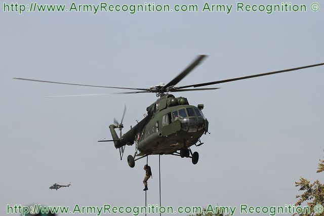 The Inspectorate of Support for the Armed Forces in conjunction with the Land Forces organise the Exhibition of the Polish Armed Forces which is a part of the 20th, jubilee edition of the International Defence Industry Exhibition in Kielce. The first day of the event will encompass the demonstration of the 17th Wielkopolska Mechanised Brigade presenting the operational tactics of a platoon in an ambush.