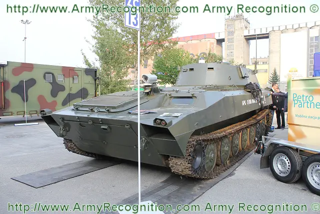 This hybrid-electric armoured vehicle is fitted with a new turret mounted at the rear of the chassis which can be equipped with sensors, optronics and communication equipment for reconnaissance missions.