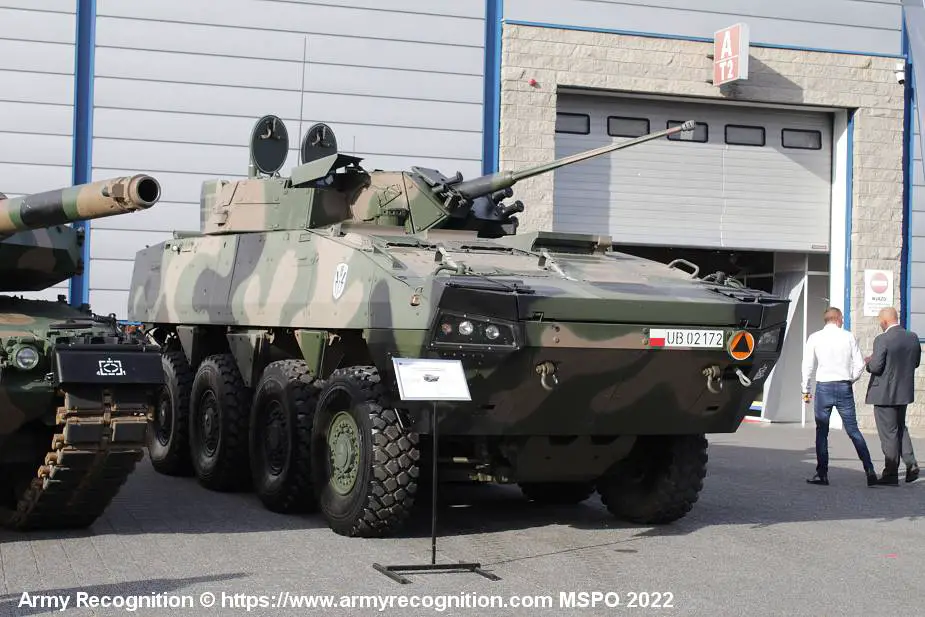 Rosomak IFV 8x8 wheeled armored vehicle Poland 925 001