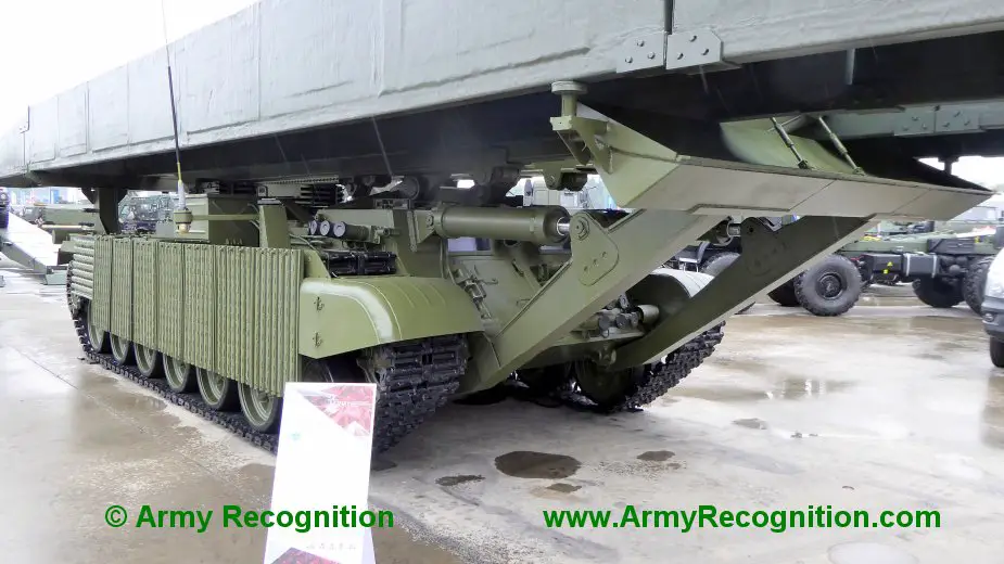 Army 2019 Russian army displays new MTU 2020 bridge layer tank 2