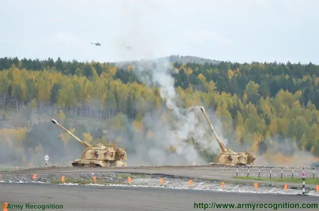 Entered in service in Russia's Armed Forces in 2013, the 2S19 M2 152 mm self-propelled howitzer is a new upgraded howitzer with enhanced performance characteristics and improved operational parameters. Highlighted on static display, the 2S19M2 is also performing an impressive live firing demonstration at Russian Arms Expo 2015.