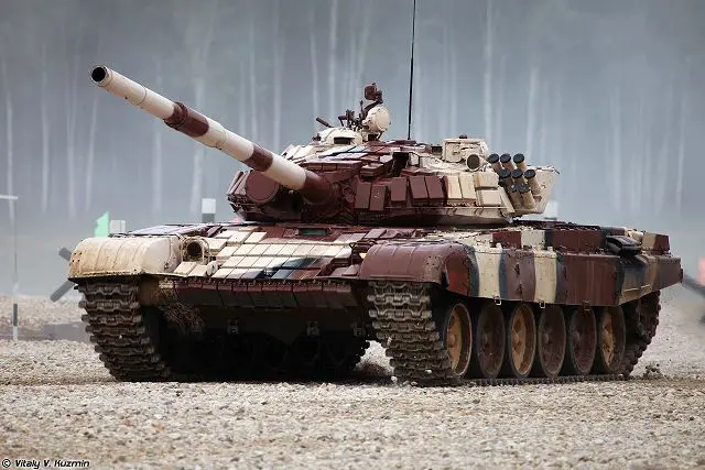 T-72B Main battle tank Russia Russian army military equipment defense industry 640 001