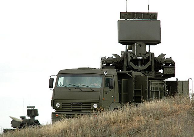 Russian air defense forces have taken delivery of six Pantsir-S short-range air defense systems to be used by a new missile regiment formed to protect the skies over Moscow, military officials said Wednesday. The Pantsir-S battalion is set to form part of a third S-400 air defense missile regiment deployed near the Russian capital.