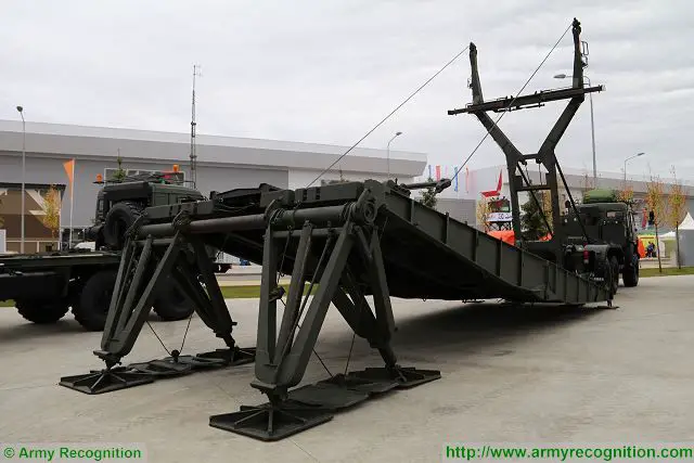 TMM 3M2 heavy mechanized bridge bridgelayer engineer vehicle Russia Russian army military equipmen defense industry 001