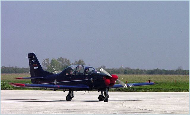 Lasta-95 training aircraft system technical data sheet specifications intelligence description information identification pictures photos images video Germany German Air Force defence industry military technology