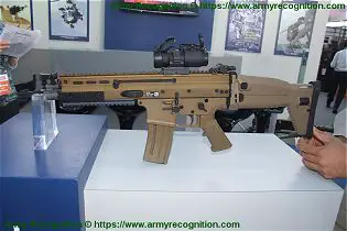 SCAR L Light 5 56mm assault rifle FN Herstal Belgian Belgium firearms manufacturer left side view 001