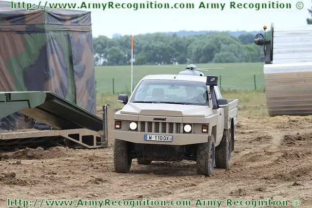 During the live demonstration of Eurosatory 2012, the INFOTRON IT180 mini UAV Unmanned Aerial Vehicle he was carried to the rear of the vehicle ACMAT ALTV. 