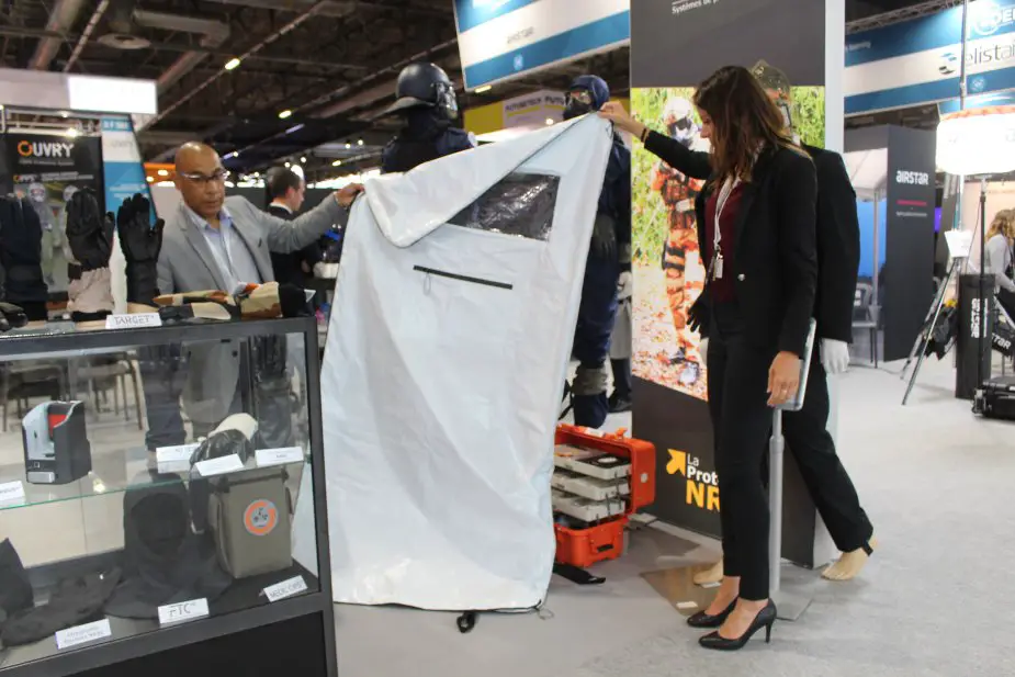 Eurosatory 2018 new CBRN body bag presented by Ouvry