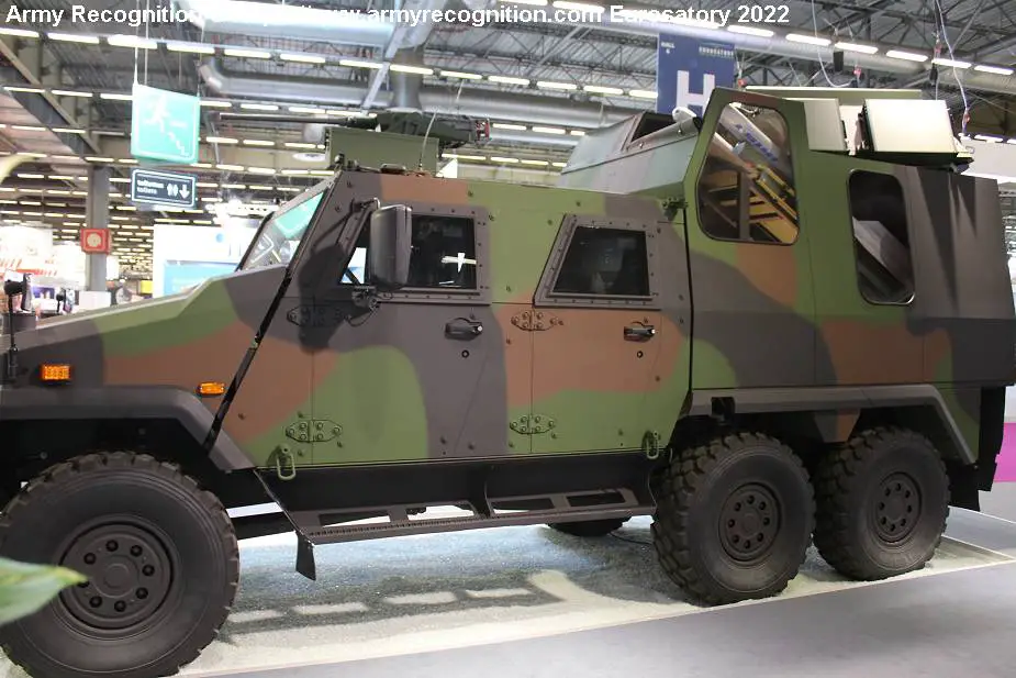  Eurosatory 2022 (13 au 17 juin à Paris)  - Page 2 DIEHL_Defence_from_Germany_presents_its_new_IRIS-T_SLS_Mk_III_mobile_air_defense_system_925_001