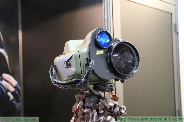 The French Company Lheritier Alcen presents its latest generation of portable active imaging system called Cat Eye at SOFINS 2017, the Special Operations Forces Innovation Network Seminar Exhibition. The CAT EYE is a portable active identification camera with an automatic autofocus. 