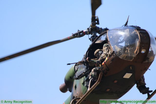 Today, at SOFINS 2017, the Special Operations Forces Innovation Network Seminar which takes place in the Military Camp of Souge in France, French soldiers of Special Forces have conducted live demonstration showing their abilities to perform counter-terrorism operations using transport helicopter. 
