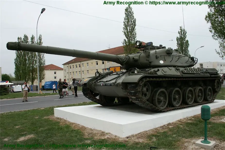 AMX 30 MBT main battle tank France French army defense industry 925 001