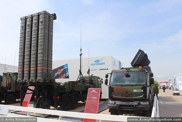 Fuerzas Armadas de Francia SAMP-T_Mamba_surface-to-air_defense_missile_system_France_French_army_001