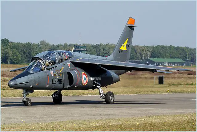 Alpha Jet Dassault Dornier light attack advanced trainer aircraft data sheet specifications intelligence description information identification pictures photos images video France French Air Force aviation aerospace defence industry military technology