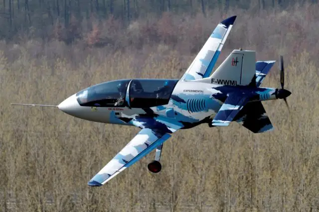 LH-10 Ellipse LH-10B LH Aviation light surveillance aircraft technical data sheet specifications intelligence description information identification pictures photos images video France French Air Force aviation aerospace defence industry military technology