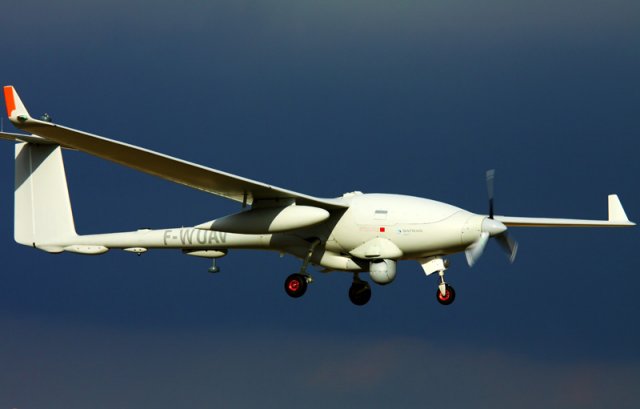 PATROLLER UAV Sagem Safran light surveillance aircraft technical data sheet specifications intelligence description information identification pictures photos images video France French Air Force aviation aerospace defence industry military technology