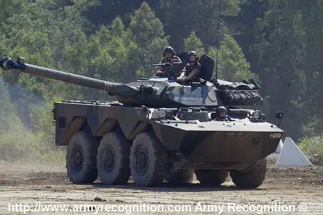 In addition to the EBM, the Scorpion program also relates to the EBRC (Armoured Vehicle of Recognition and Combat), successor of AMX-10 RC, but in very small number: only 300 vehicles, to deliver as from 2018. 