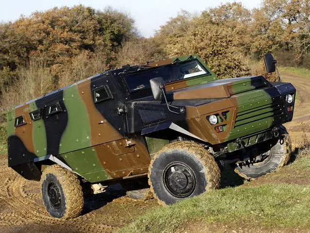 Bastion HD light armoured protected vehicle technical data sheet specifications information description intelligence pictures photos images video ACMAT France French Defence Industry