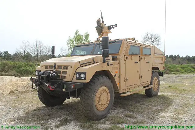 Norev 1/43 Renault Trucks Defense Sherpa Light Scout 2010 – Couleur Sable