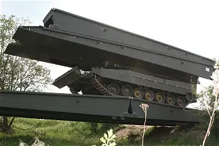 Leguan Leopard 2 KMW armoured vehicle launched bridge layer AVLB technical data sheet specifications information description intelligence pictures photos images identification Germany German army defense industry army military technology 