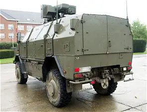 Dingo 2 wheeled armoured vehicle personnel carrier data sheet specifications information description intelligence pictures photos images identification Krauss-Maffei Wegmann Germany German army defense industry