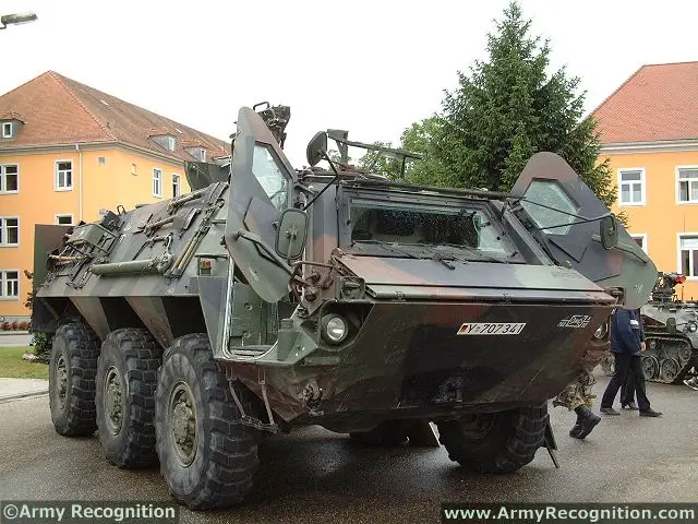 Fuchs TPz 1 6x6 armoured personnel carrier technical data sheet specifications information description intelligence pictures photos images identification Germany German army Rheinmetall defense industry military technology 