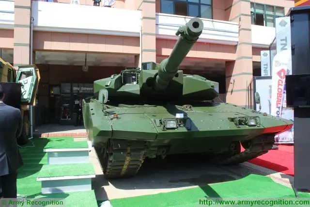 Leopard 2 main battle tank MBT upgrade solution Aselsan IDEF 2015 International defense exhibition Turkey 001