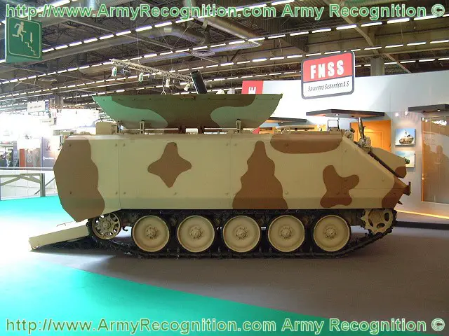 Une exposition de matériel militaire s'ouvre à Kyiv (vidéo)