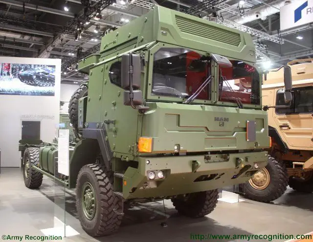 Rheinmetall MAN Military Vehicles showcases HX and SX families of logistical trucks at DSEI 2015 640 002