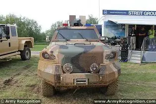 Cougar 4x4 APC light armoured vehicle personnel carrier Streit Group defence industry front side view 001