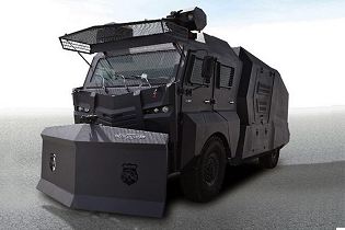 Predator 4x4 armoured truck riot control water cannon vehicle Streit Group international defense industry front side view 001
