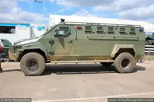 Varan 6x6 amphibious armoured vehicle personnel carrier Streit Group defense industry left side view 001