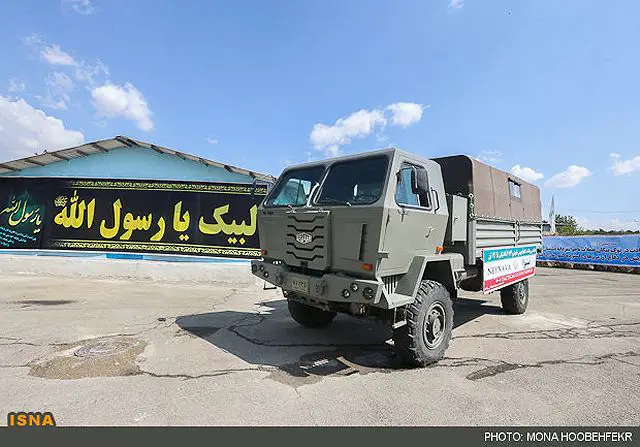 Commander of the Iranian Army's Ground Force Brigadier General Ahmad Reza Pourdastan unveiled the new Neinava 4x4 light tactical vehicle in a ceremony at the Research and Self-Sufficiency Jihad Organization of the Iranian Army, Saturday, September 29, 2012.