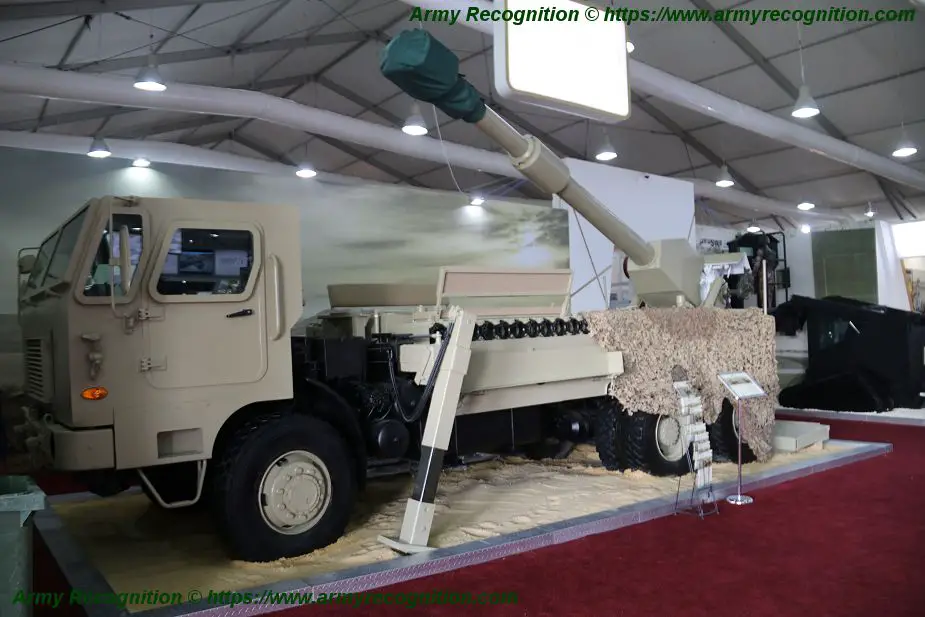 KADDB unveils the RUM II 155mm 6x6 self propelled howitzer at SOFEX 2018 925 001