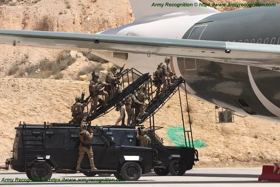 Jordanian Special Forces live demonstration of hostages rescue from Airbus A300 KASOTC 925 001