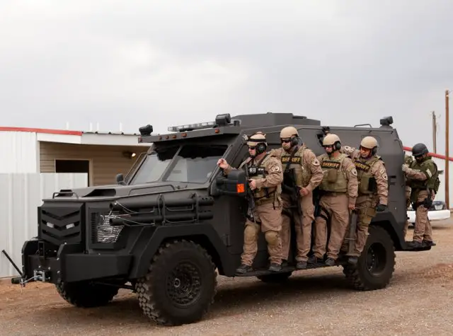 At IDEX 2015, The Armored Group presents its BATT APC family 640 002